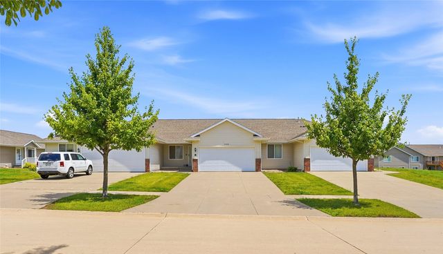2965 Samuel Ct SW A, Cedar Rapids, IA 52404
