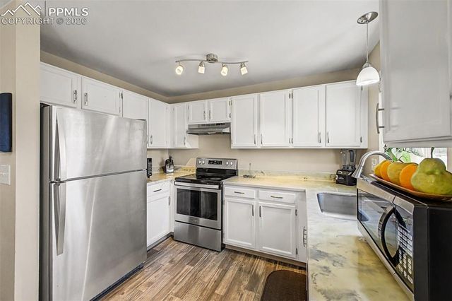 1230 Bayberry Drive, Colorado Springs, CO 80916