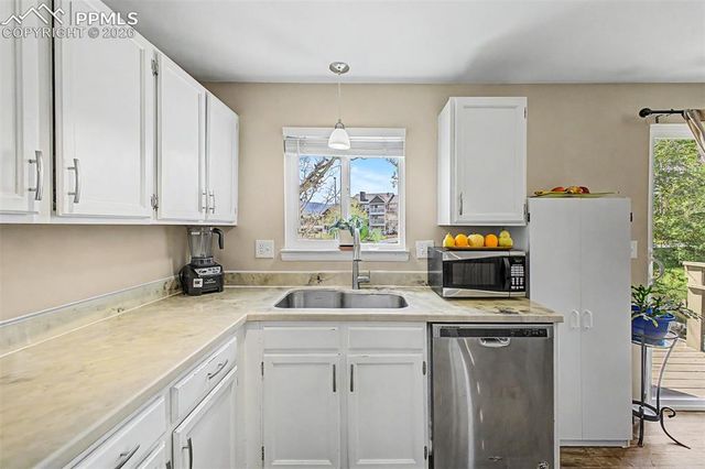 1230 Bayberry Drive, Colorado Springs, CO 80916