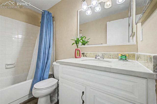 1230 Bayberry Drive, Colorado Springs, CO 80916
