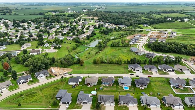 1735 Parkland Dr, Ely, IA 52227