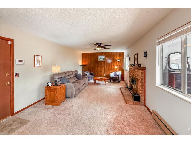 2140 Sherman St, Longmont, CO 80501