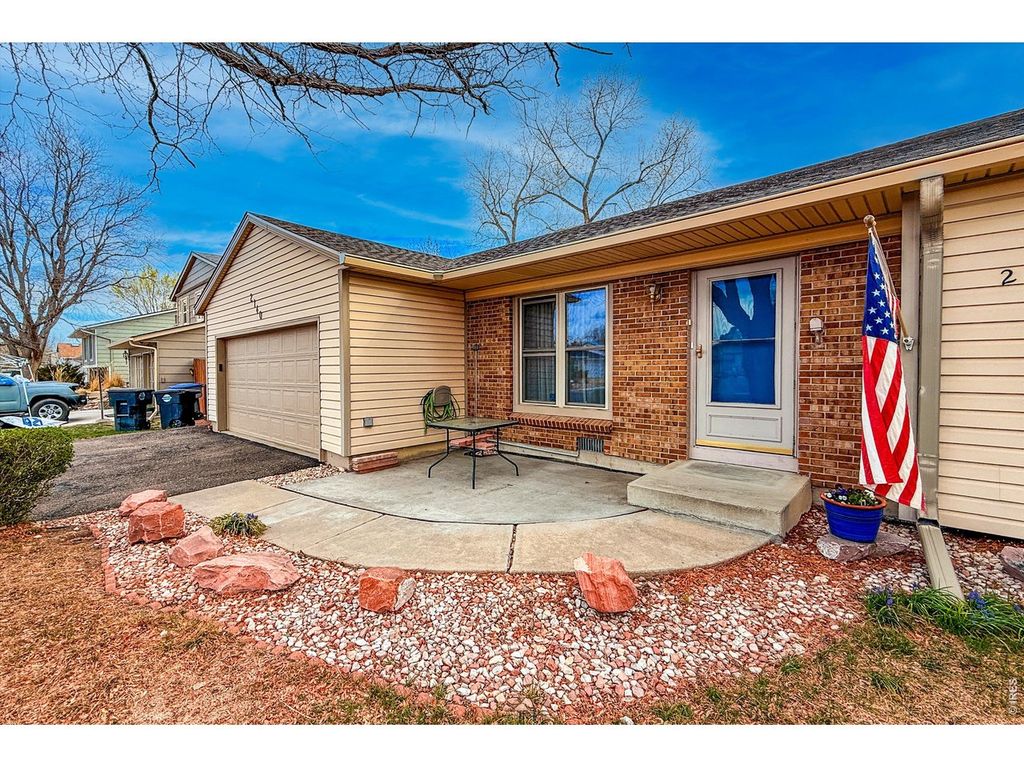 2140 Sherman St, Longmont, CO 80501