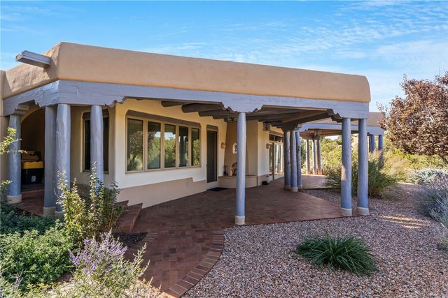 1396 Hyde Park Road, Santa Fe, NM 87501