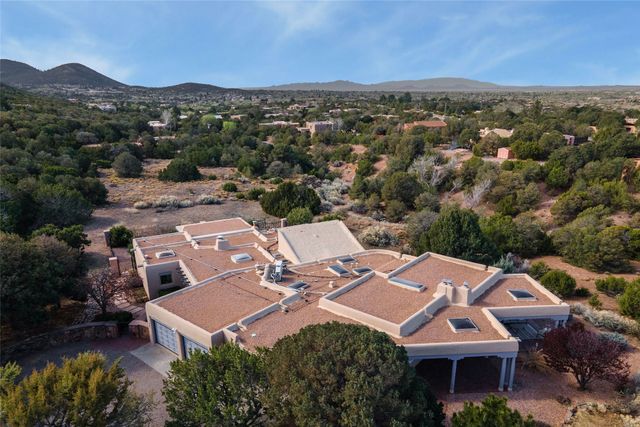 1396 Hyde Park Road, Santa Fe, NM 87501