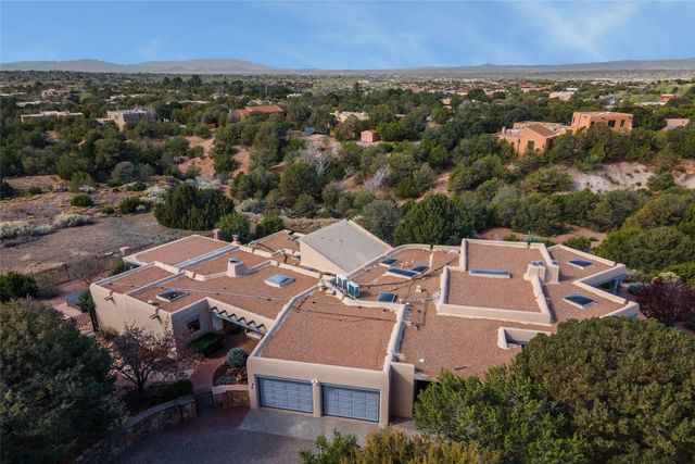 1396 Hyde Park Road, Santa Fe, NM 87501