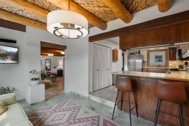 1396 Hyde Park Road, Santa Fe, NM 87501