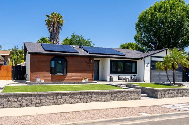 9770 Abbeywood Rd, Santee, CA 92071