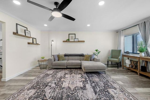 9770 Abbeywood Rd, Santee, CA 92071