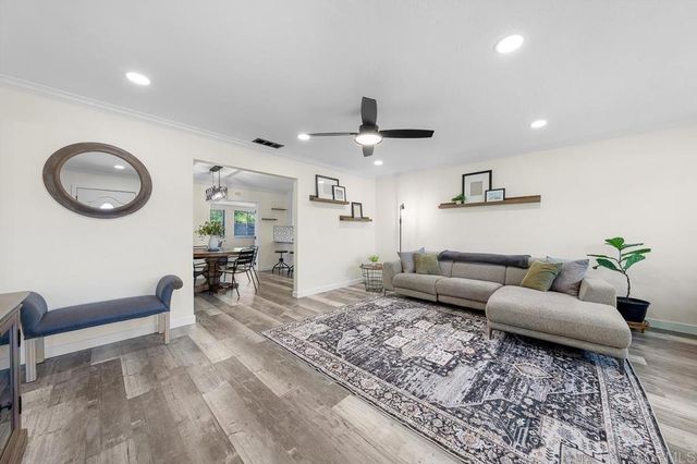 9770 Abbeywood Rd, Santee, CA 92071