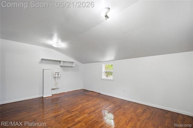6116 Lapeer Road, Burton, MI 48509