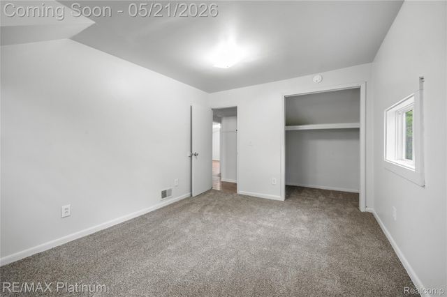 6116 Lapeer Road, Burton, MI 48509