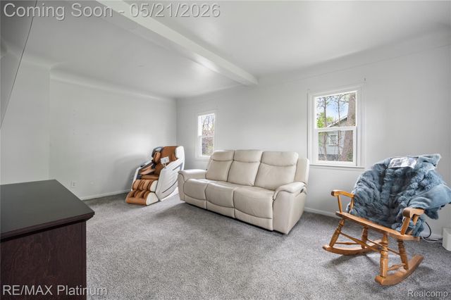 6116 Lapeer Road, Burton, MI 48509