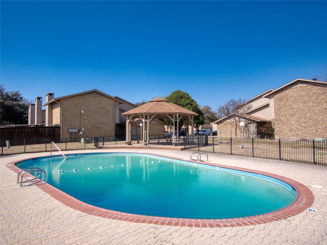 3122 Willowbrook Court, Garland, TX 75044