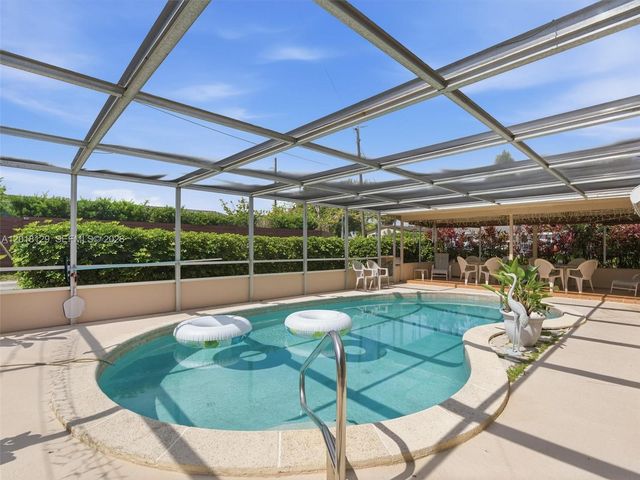 3222 Wilson St, Hollywood, FL 33021