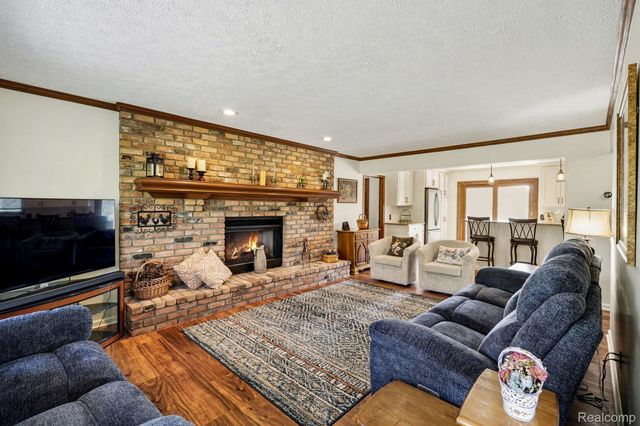 6419 Almond Lane, Independence Charter Township, MI 48346