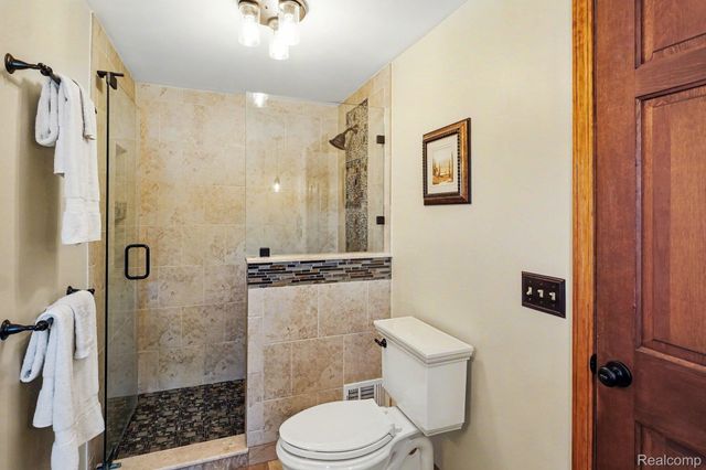 6419 Almond Lane, Independence Charter Township, MI 48346