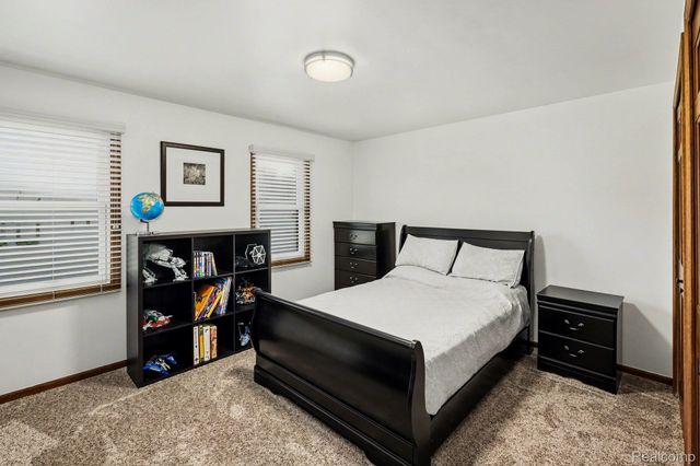 6419 Almond Lane, Independence Charter Township, MI 48346