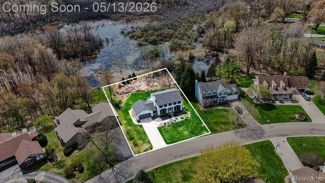 6419 Almond Lane, Independence Charter Township, MI 48346