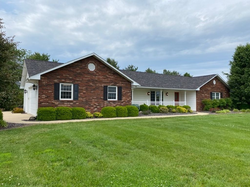 Image 42 of property listing at 11426 E Radisson, Mt Vernon, IL 62864