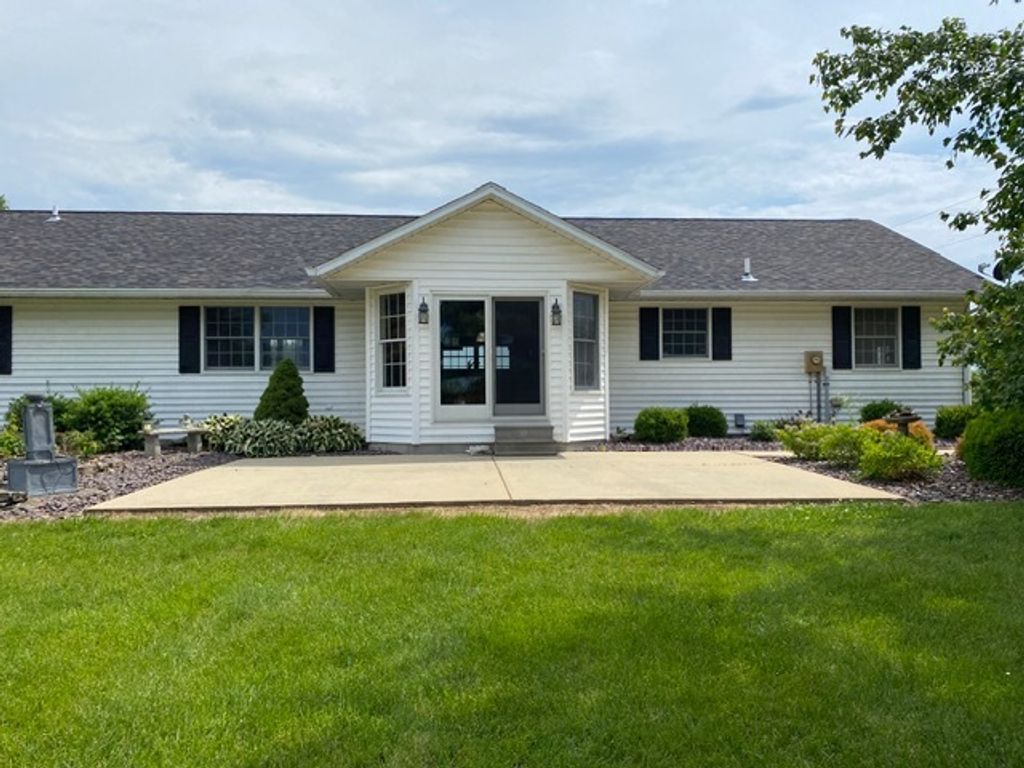 Image 48 of property listing at 11426 E Radisson, Mt Vernon, IL 62864