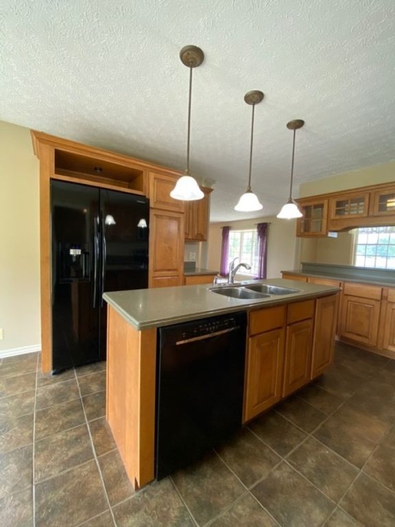 Image 7 of property listing at 11426 E Radisson, Mt Vernon, IL 62864