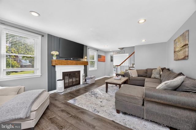 200 PROVIDENCE RD, Morton, PA 19070