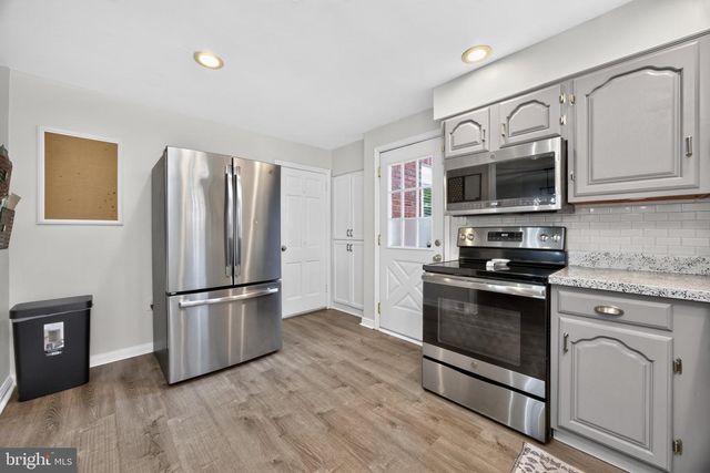 200 PROVIDENCE RD, Morton, PA 19070