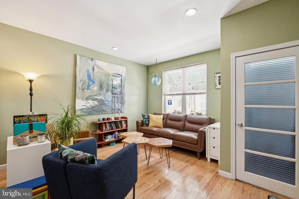 2318 S PERCY ST, Philadelphia, PA 19148