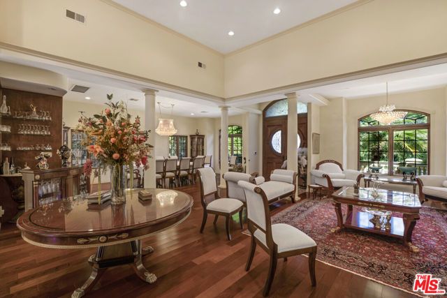 12408 W Sunset Boulevard, Los Angeles, CA 90049