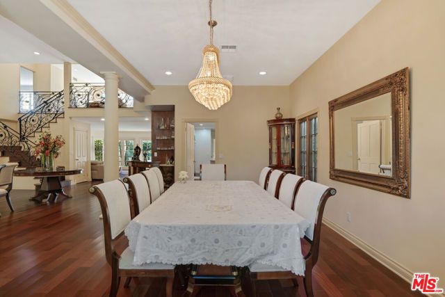 12408 W Sunset Boulevard, Los Angeles, CA 90049