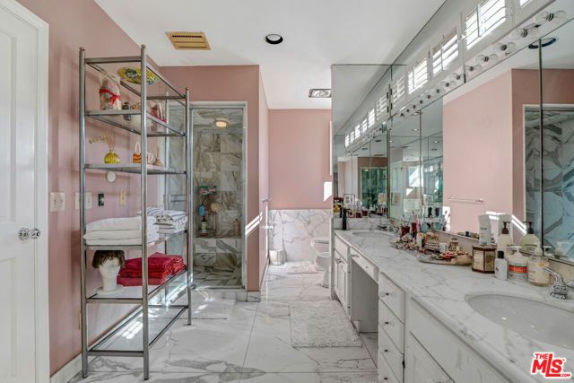 12408 W Sunset Boulevard, Los Angeles, CA 90049