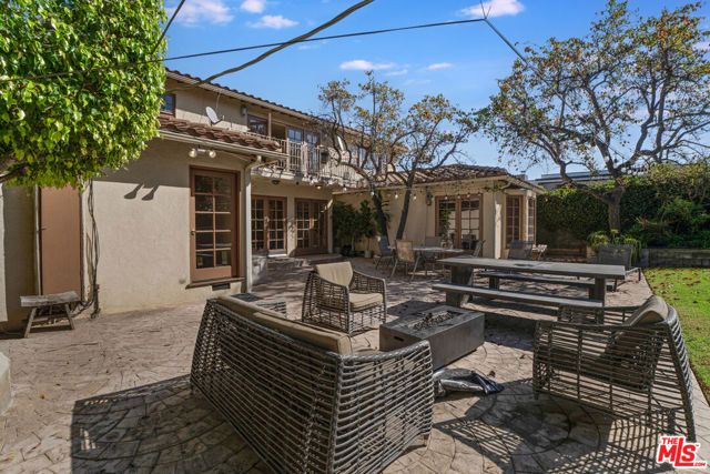 12408 W Sunset Boulevard, Los Angeles, CA 90049