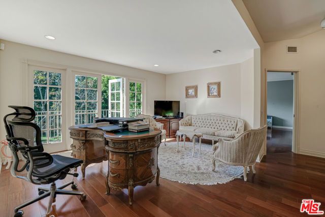 12408 W Sunset Boulevard, Los Angeles, CA 90049
