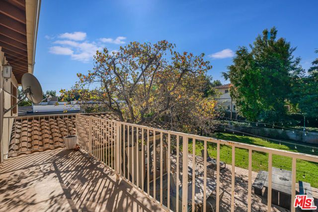 12408 W Sunset Boulevard, Los Angeles, CA 90049