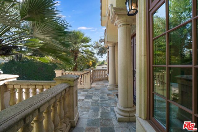 12408 W Sunset Boulevard, Los Angeles, CA 90049