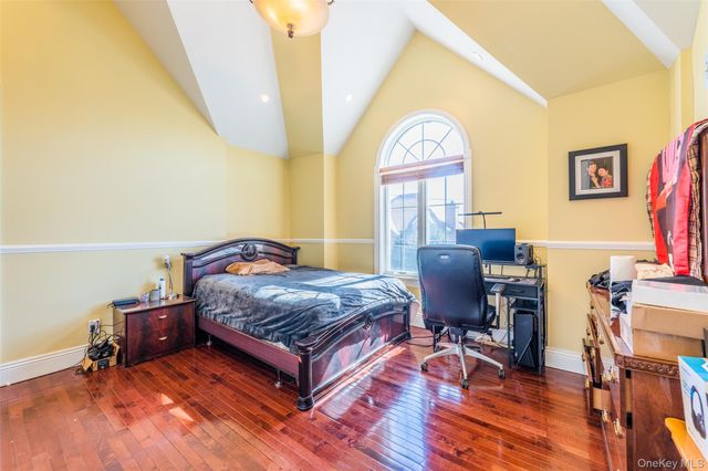 160-03 Cryders Lane, Whitestone, NY 11357