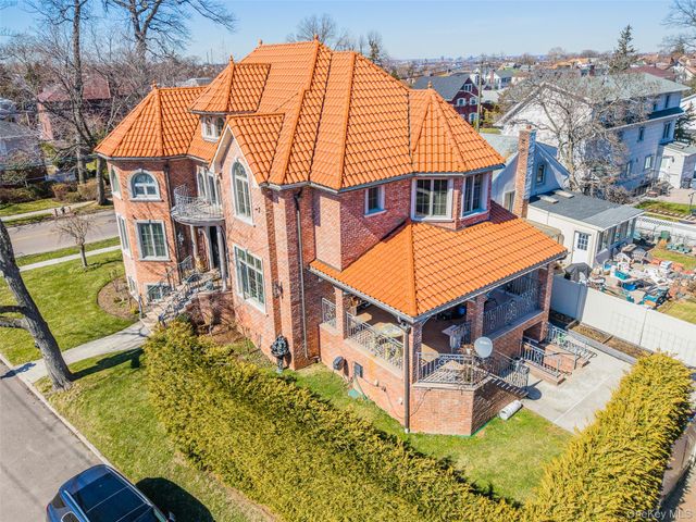 160-03 Cryders Lane, Whitestone, NY 11357