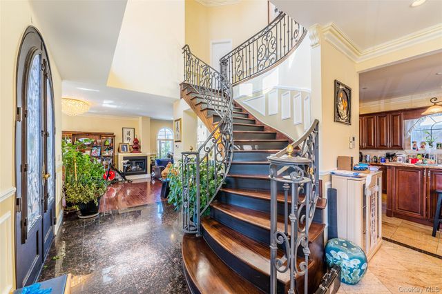 160-03 Cryders Lane, Whitestone, NY 11357