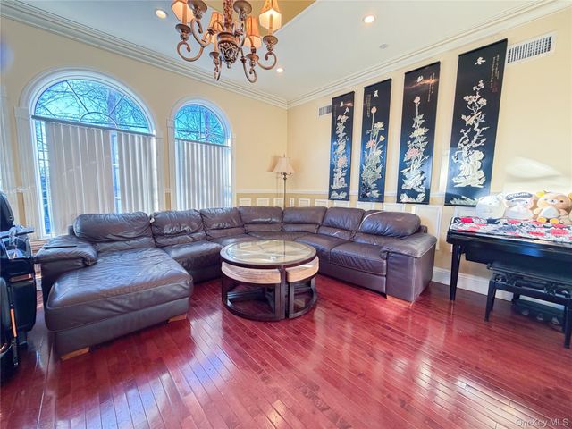 160-03 Cryders Lane, Whitestone, NY 11357