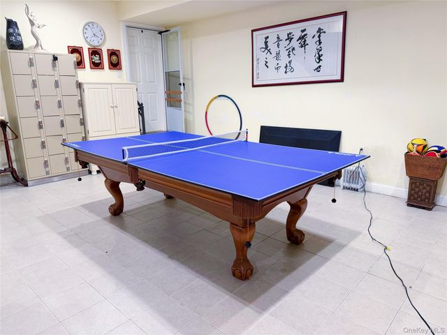 160-03 Cryders Lane, Whitestone, NY 11357