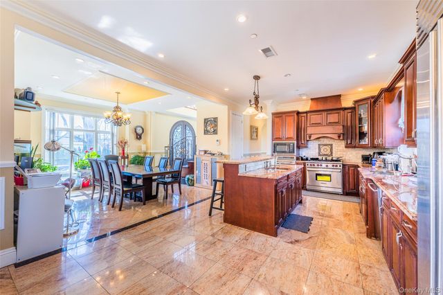 160-03 Cryders Lane, Whitestone, NY 11357