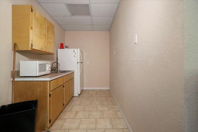 1006 Nettleton Avenue, Thayer, MO 65791