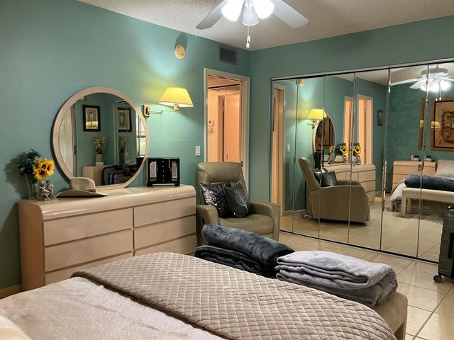 130 Southampton B, West Palm Beach, FL 33417