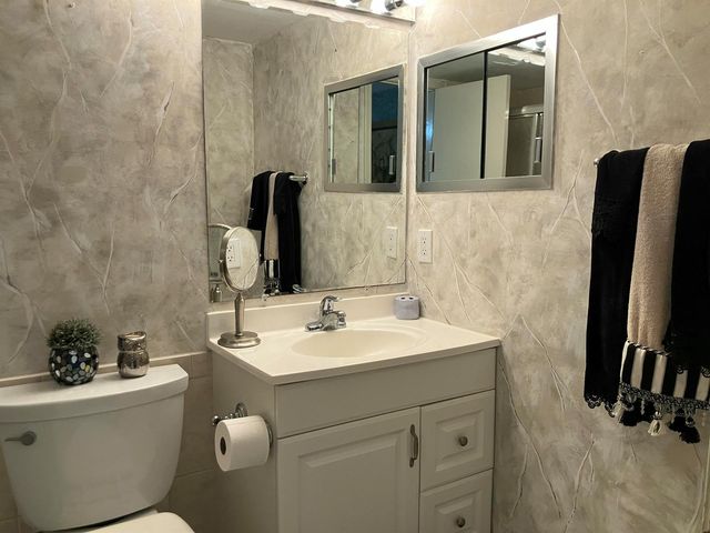 130 Southampton B, West Palm Beach, FL 33417