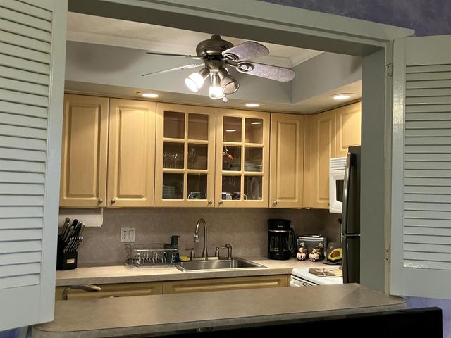 130 Southampton B, West Palm Beach, FL 33417