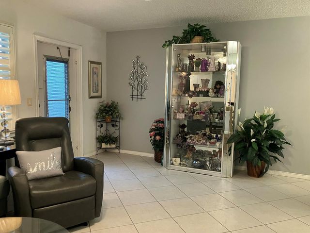 130 Southampton B, West Palm Beach, FL 33417