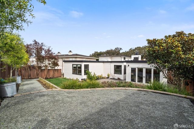 585 Crestlake Drive, San Francisco, CA 94132