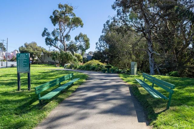 585 Crestlake Drive, San Francisco, CA 94132