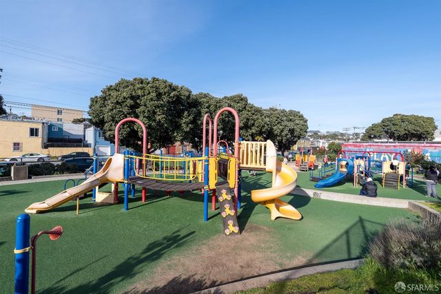 585 Crestlake Drive, San Francisco, CA 94132